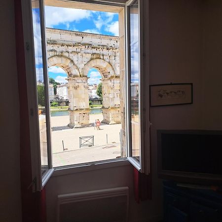 Appartement Vue Panoramique Sur Le Vieux Saintes Extérieur photo